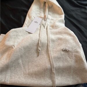 ALO Yoga Heather Gray Hoodie